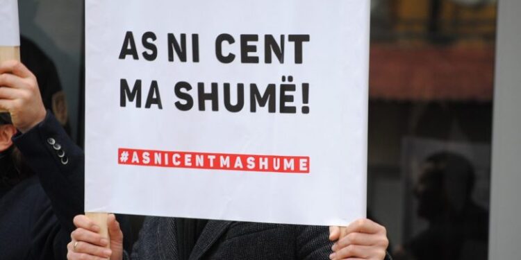 Paralajmërohet protestë më 5 prill kundër shtrenjtimit të rrymës