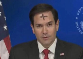 Sekretar amerikan i shtetit Marco Rubio, shfaqet me kryq në ballë