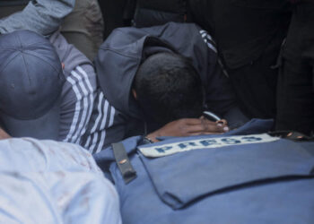 Hossam Shabat 23 vjeçari, gazetar i Al Jazeera  u sulmua qëllimisht nga forcat Izraelite gjatë ditës së djeshme.