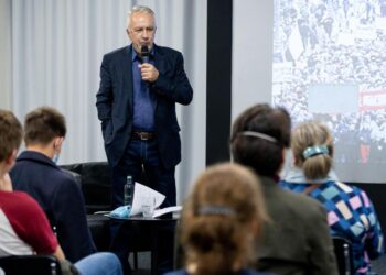 Flet ish-kreu i KGB në arrati: Ju them ç’kërkon në të vërtetë Vladimir Putin