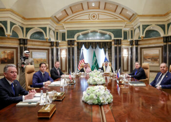 Bisedimet SHBA-Rusi në Arabinë Saudite: Përfaqësuesi rus i quajti ato “intensive dhe të dobishme”