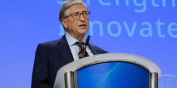 Bill Gates parashikon një javë pune dyditore në të ardhmen, falë inteligjencës artificiale