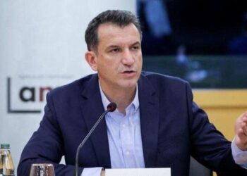 Erion Veliaj mbetet në burg