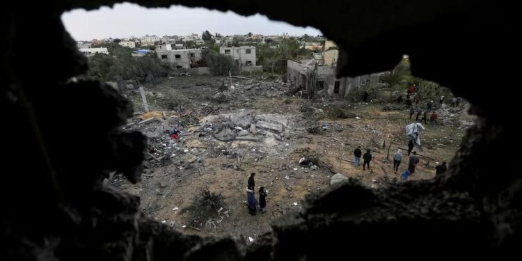 Dhjetra të Vrarë në Sulmet Ajrore gjatë Natës në Gaza