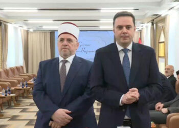 Kryetari i LDK-së, Lumir Abdixhiku, Uroi Popullin e Kosovës për Fitër Bajramin