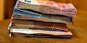 Lamtumirë jetës “pa para”, dy vendet europiane zbulojnë rrezikun dhe tërhiqen nga pagesat digjitale