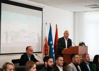 Ramiz Lladrovci kujton 44 vjetorin e demostratave të studentëve