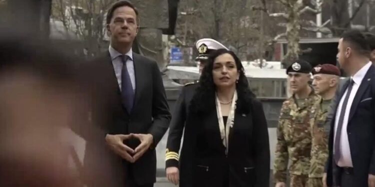 Presidentja Vjosa Osmani ka pritur në takim Sekretarin e Përgjithshëm të NATO-s, Mark Rutte, shkruan Periskopi.