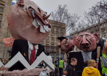 Vlerësohet se në Beograd dolën rreth 800.000 protestues, ndërsa MPB thotë se ishin 107.000.