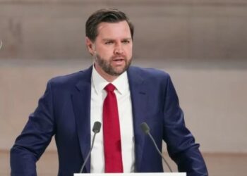 Vance sugjeron se Ukraina dhe Rusia mund të shkëmbejnë territore si pjesë e marrëveshjes së paqes