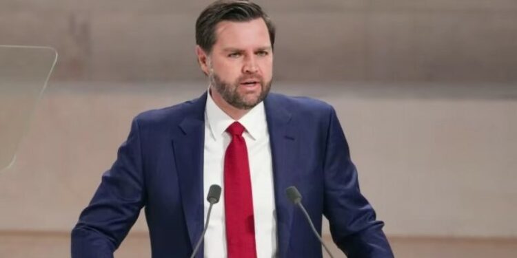 Vance sugjeron se Ukraina dhe Rusia mund të shkëmbejnë territore si pjesë e marrëveshjes së paqes