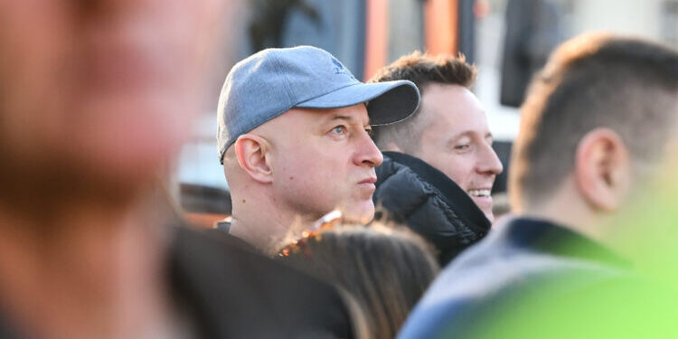 Zvonko Veselinovic në përkrahje të Presidentit Vuciq sot në Beograd.