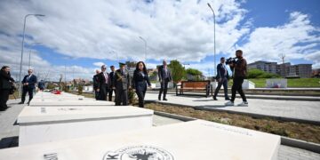 Presidentja Osmani: Dëshmorët janë themeli i lirisë