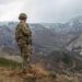 KFOR-i amerikan patrullon vijën kufitare