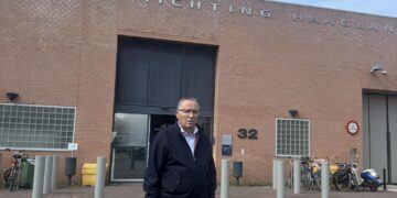 Hamza viziton Thaçin e Veselin në Hagë: “Kosova po numëron ditët e kthimit të tyre”