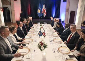 Kryeministri Kurti priti Sekretarin e Shtetit të Mbretërisë së Bashkuar dhe dërguaren e posaçme për Ballkanin Perëndimor