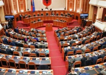 Publikohet sondazhi/ Ja kryeministri dhe partia që duhet të drejtojnë pas 11 majit sipas qytetarëve