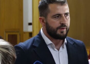 ‘PDK e voton vetëm Bedri Hamzën për kryeministër’