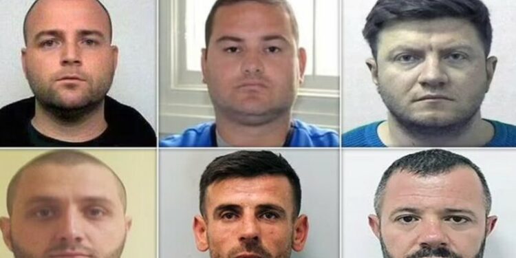 Vrasës, përdhunues, narko-dilerë: 8 shqiptarët e transferuar nga burgjet angleze në ato shqiptare