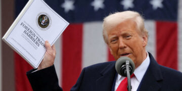 Amerika ia rrit në 145 për qind tarifat Kinës