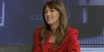 “Nëse të tregoj ty, tani nuk është interesant”-Albulena Haxhiu thotë se i kanë numrat, por heziton të tregoj sa