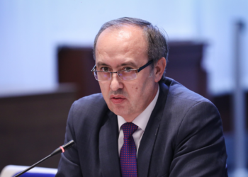 Mungoi në takimin e Grupit Parlamentar, Hoti del me postim