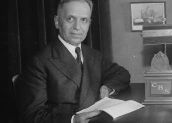 Doktori që garantoi funeralin e Konicës – diplomat shqiptar vdes me vetëm 15 dollarë në xhep