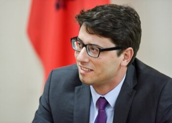 Murati i bindur se do ta formojnë qeverinë