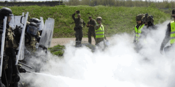 Ushtarët e KFOR’it stërviten për kontrollin e turmave dhe menaxhimin e trazirave