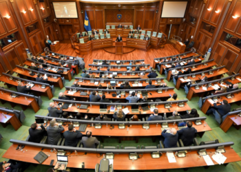 Ndërpritet seanca konstituive pas dështimit të pikës së parë