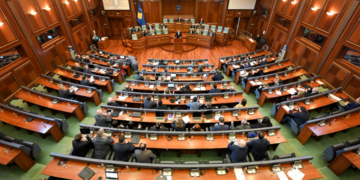 Ndërpritet seanca konstituive pas dështimit të pikës së parë