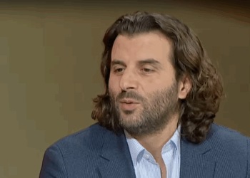 Cirkuz: Mungon ‘professeur’ Kraki në seancë sot, VV bie për 3 vota