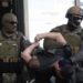 Arrestohen katër serbë në Gjakovë, dyshohen për lidhje me BIA-n Serbe, gjejnë armë dhe para të pashfrytëzuara
