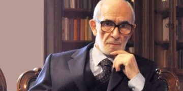 Rexhep Qosja shpallet fitues i çmimit “Lumo Skëndo”