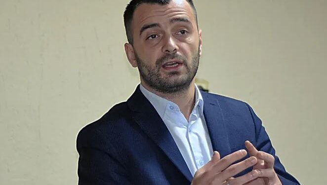 Koalicion PDK-VV? / Arbër Rexhaj përgjigjet shkurt: Mbetet për t’u parë!