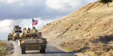 SHBA përgjysmon trupat në Siri, por vazhdon luftën kundër ISIS