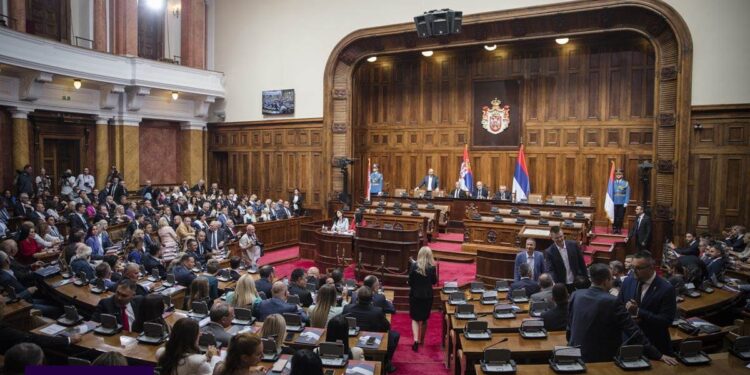 27 Ministëra në kabinetin e ri qeveritar serb, mes tyre edhe nje shqiptar.