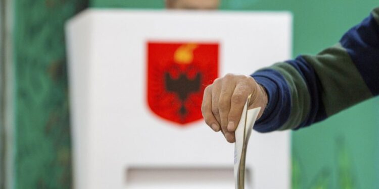 Zgjedhjet në Shqipëri, hapet zyrtarisht fushata zgjedhore: PS kërkon mandatin e katërt, PD rikthimin në pushtet pas 12 vitesh