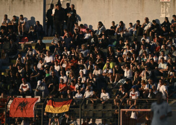 UEFA: Shqiptarët jetojnë me futbollin, tifozët i mbushin stadiumet në finalet e Euro U-17