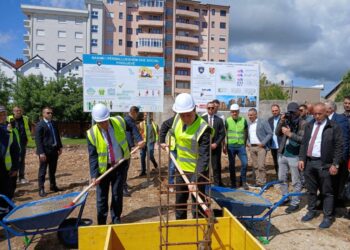 Nis ndërtimi i banesave të përballueshme në Podujevë – Kurti: Qeveria po ofron më shumë sesa kërkojnë