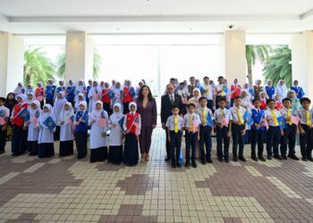 Osmani publikon foto nga Malajzia: Faleminderit kryeministër Anwar Ibrahim për mikpritjen