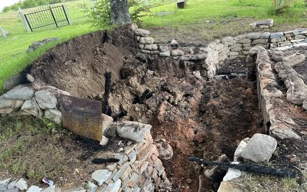 OVL UÇK – Ferizaj denoncon dëmtimin dhe djegien e bunkerit në Pikën 6, Jezerc