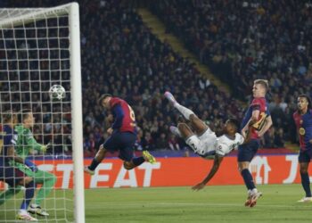 “Ndihem i trishtuar” – Polemika pas anulimit të golit të Interit ndaj Barcelonës në Ligën e Kampionëve (FOTO)