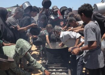 Sulmet izraelite në Gaza vazhdojnë, një fëmijë vdes nga uria