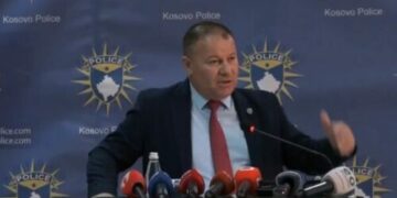 Incidenti në veri, Hoxha: Shenja me të kuqe te maturanti s’ishte gjak, e kishte bërë me ngjyrë para defilimit