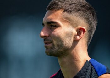 Barcelona në prag të titullit kampion, por Hansi Flick përballet me mungesën e Ferran Torres