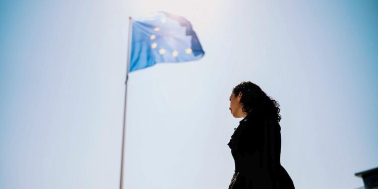 Kosova në Ditën e Evropës: Kërkesë për heqjen e masave ndëshkuese dhe ndaljen e politikave akomoduese ndaj Serbisë