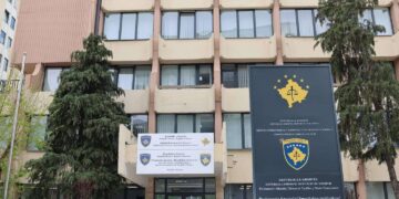 Arrestohet një i dyshuar për krime lufte në Zveçan – M.D nën hetim për vrasje dhe tortura ndaj civilëve shqiptarë
