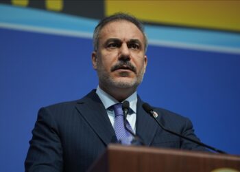 Stambolli pret rifillimin e dialogut Rusi–Ukrainë: Ministri i Jashtëm turk Fidan u uron sukses delegacioneve ndërluftuese