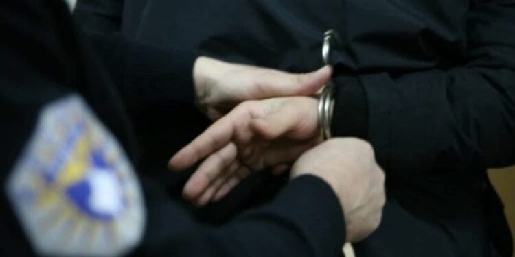 Arrestohet i dyshuari për kanosje dhe lëndim të lehtë trupor në lagjen Ulpiana